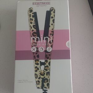 Brand NEW, Leopard Print Mini Hair Waver